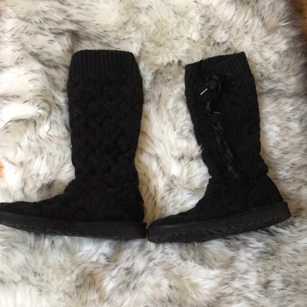 Ugg Isla Boots